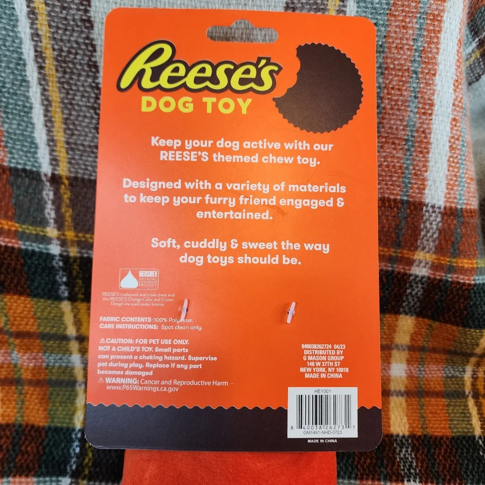 Set of 3 Candy Squeaking Dog Toys: Reeses and Hershey's  Bar and Kisses. NWT.